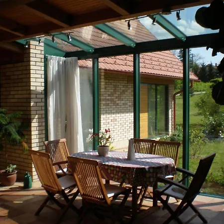 Apartman Apkó *